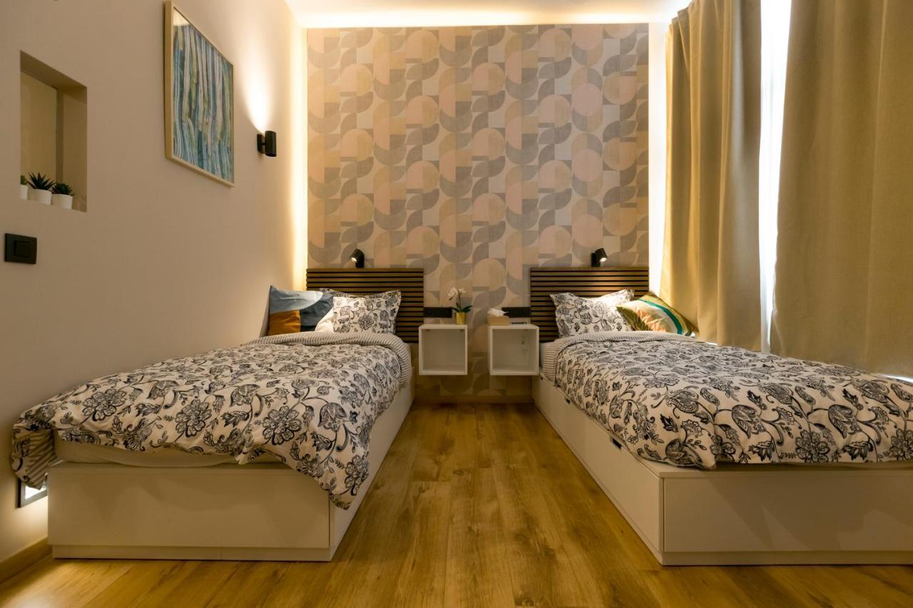 Golden Dove Luxury Aparts Brussels Exterior photo